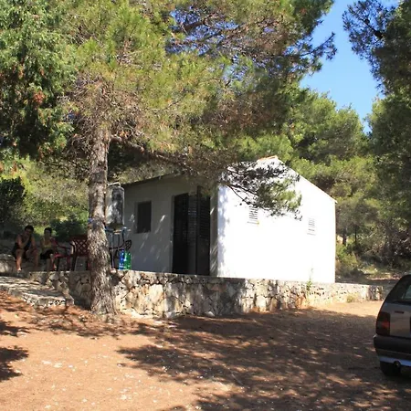 Secluded Fisherman's Cove Ripisce, Dugi Otok - 394 Holiday home